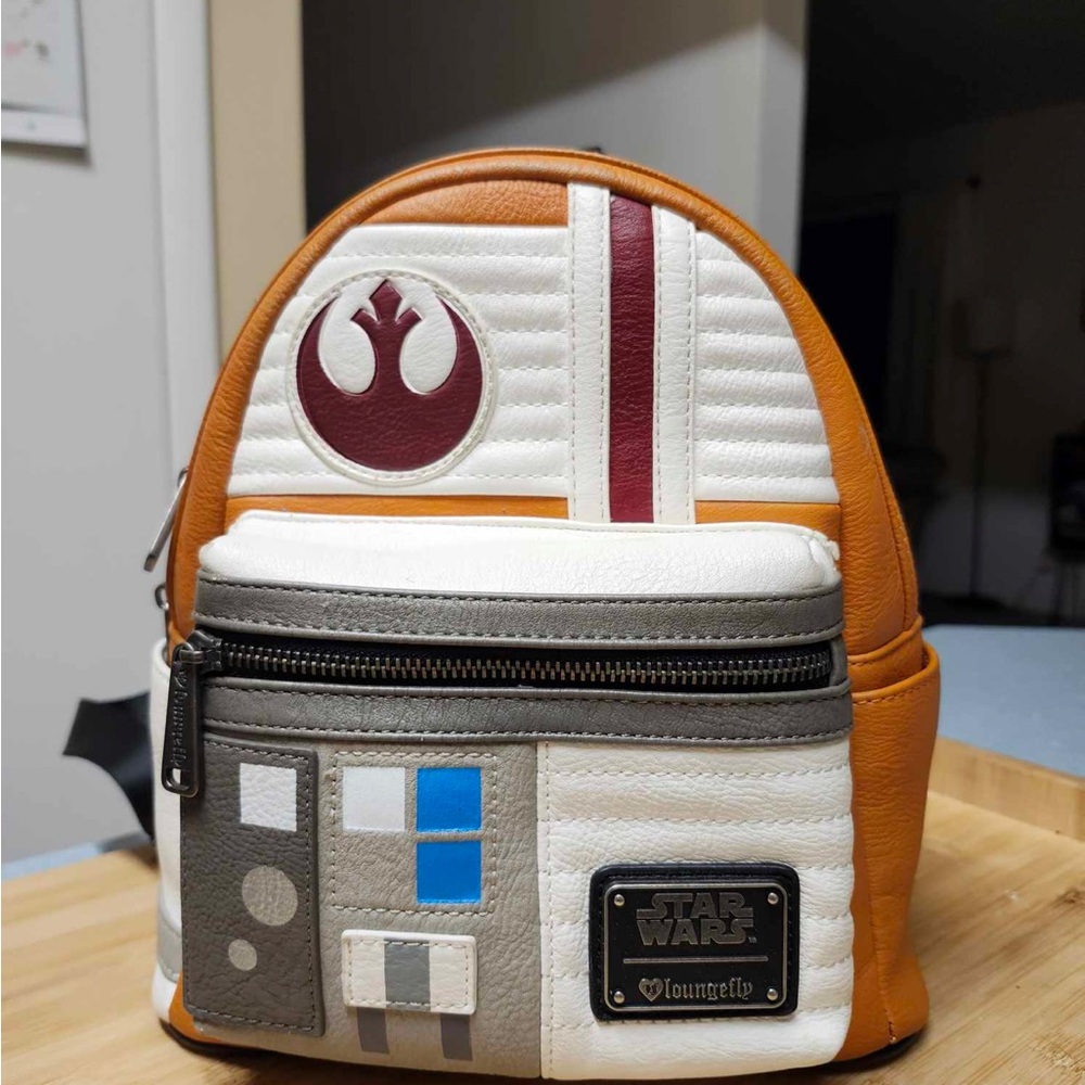 Poe Dameron Rebel Pilot Star Wars Loungefly Mini Backpack